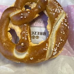 Brezelina - Pretzel obatzda- 3.20 euros