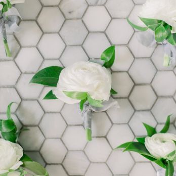 Ebb & Flow Flowers - Photo credit: Shaunae Teske Photography - Floral Designers Near Me