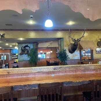 Wally's - Lunch in Boomland - American Near Me - Charleston, Missouri
