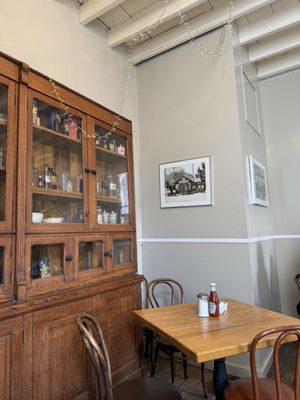 Hobnob Corner by null