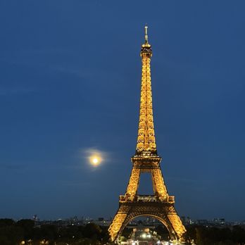 Girafe - Night view - French Near Me - Paris, 75 Girafe - Night view - French Near Me - Paris, 75
