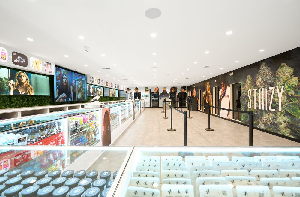 STIIIZY MARINA with 10 Reviews & 37 Photos 3170 Del Monte Blvd