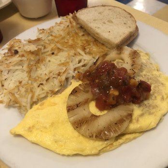 Green Light Diner - Fried Rice Omelette (my husband always gets this) - Diners Near Me - Poulsbo, Washington