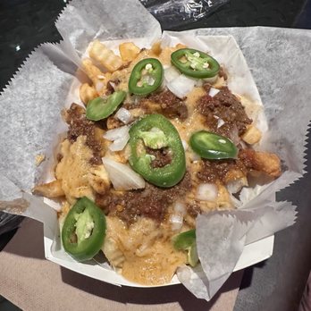 Truck & Tap - AMAZING Chili Cheese Fries - Beer Bar Near Me - Lawrenceville, Georgia