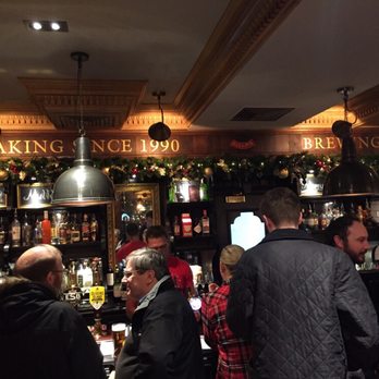 Fuller's - The bar in a Friday night. A lot of local professionals come here. Great vibe. - Pubs Near Me - London, XGL Fuller's - The bar in a Friday night. A lot of local professionals come here. Great vibe. - Pubs Near Me - London, XGL