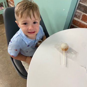 Scratch Bakery - Cake pop - Bakeries Near Me - Hampton, Virginia