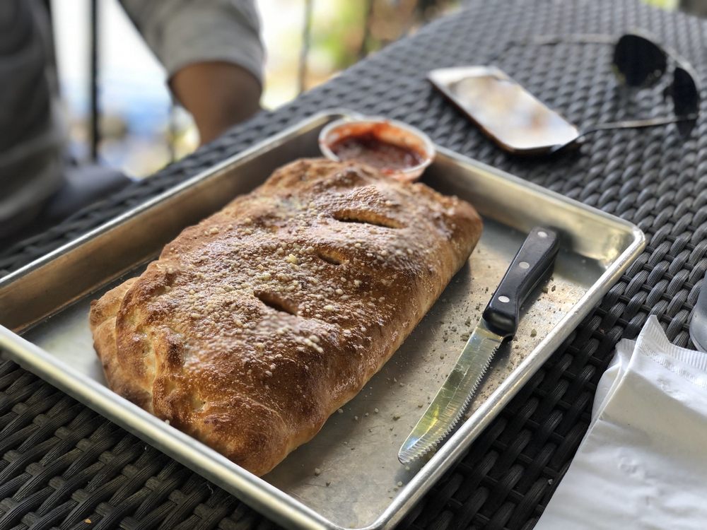 JOANIE’S PIZZERIA OF LONG GROVE 227 Photos & 340 Reviews 235 Robert