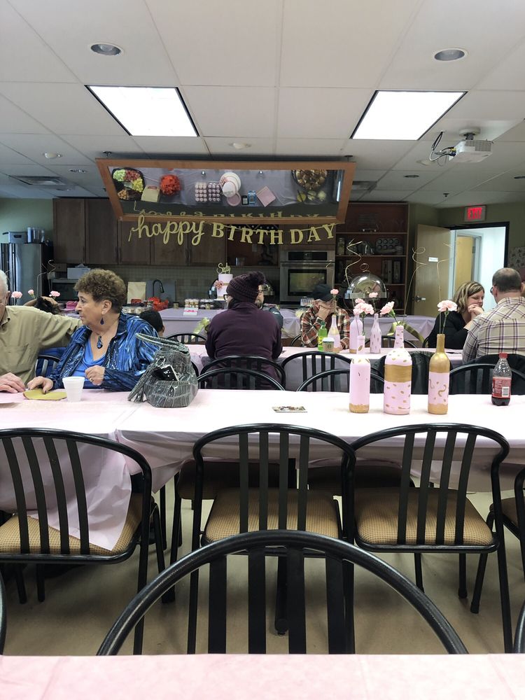 HYVEE 33 Photos & 25 Reviews 1745 Madison Ave, Council Bluffs