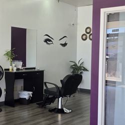 Browz Threading - Inside the eyebrows threading shop