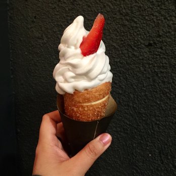 Eva's Original Chimneys - Vegan Vanilla Chimney Cone - Desserts Near Me - Toronto, Ontario