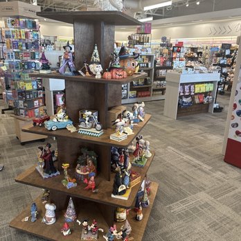 Amy's Hallmark Shop - Cards & Stationery Near Me - Irving, Texas