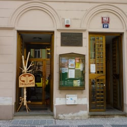Iparos
