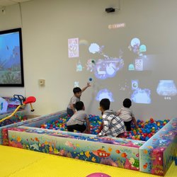 Little Friends Play - Interactive games bringing little ones together!