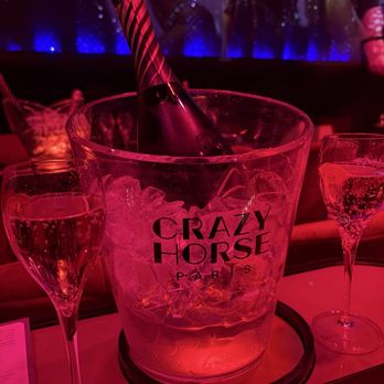 Le Crazy Horse - Cabaret Near Me - Paris, 75