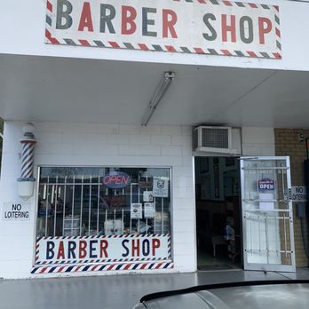 Dave's Barber Shop - Oldskool Barber shop. He's been cutting hair since the 60s! - Barbers Near Me - Orlando, Florida Dave's Barber Shop - Oldskool Barber shop. He's been cutting hair since the 60s! - Barbers Near Me - Orlando, Florida