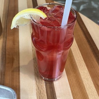 Centro - Hibiscus Lemomade - Cocktail Bars Near Me - Minneapolis, Minnesota
