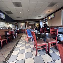 Panya Thai Kitchen - Inside