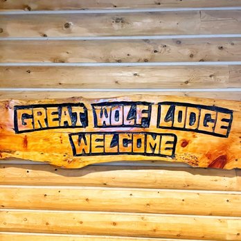Great Wolf Lodge - Decor - Resorts Near Me - Concord, North Carolina