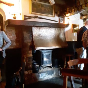 Durty Nelly's - Pubs Near Me - Bunratty, CE