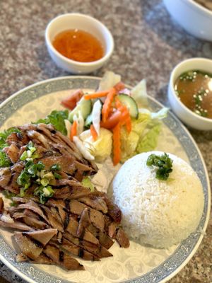 Phở Xe Lua by null