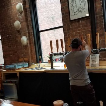 Bad Dog Brewery - Brewpubs Near Me - Torrington, Connecticut