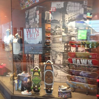 Zumiez - Women's Clothing Near Me - Oklahoma City, Oklahoma Zumiez - Women's Clothing Near Me - Oklahoma City, Oklahoma
