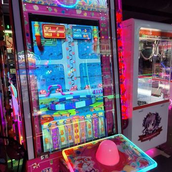 Daytona Glow Golf - Arcades Near Me - Daytona Beach, Florida Daytona Glow Golf - Arcades Near Me - Daytona Beach, Florida