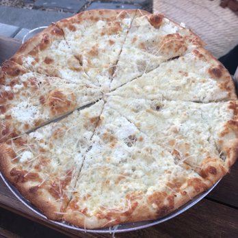 Del Mar Pizza - White pizza - Pizza Near Me - Del Mar, California