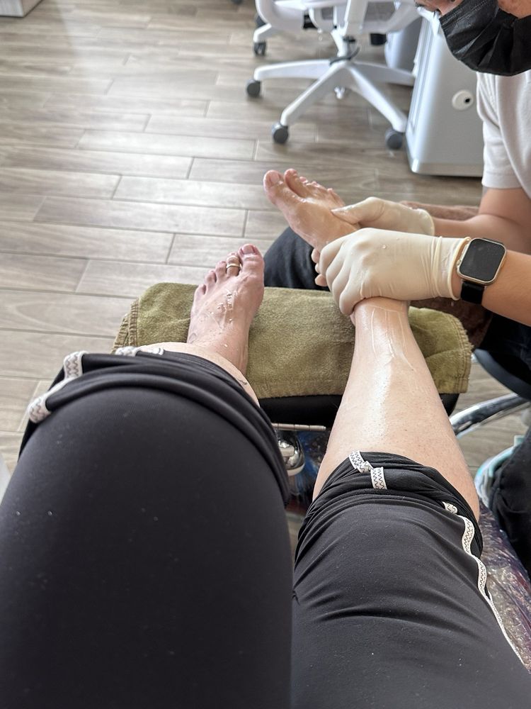 TIPPY TOES NAILS & SPA Updated August 2024 10 Reviews 4417