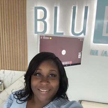 Blu Bliss Massage and Spa - Me at the reception area - Skin Care Near Me - Pembroke Pines, Florida Blu Bliss Massage and Spa - Me at the reception area - Skin Care Near Me - Pembroke Pines, Florida