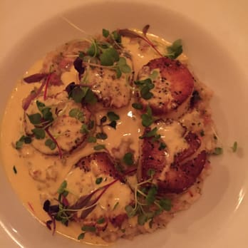 Firefly - Seared scallops with risotto - Steakhouses Near Me - Panama City Beach, Florida Firefly - Seared scallops with risotto - Steakhouses Near Me - Panama City Beach, Florida
