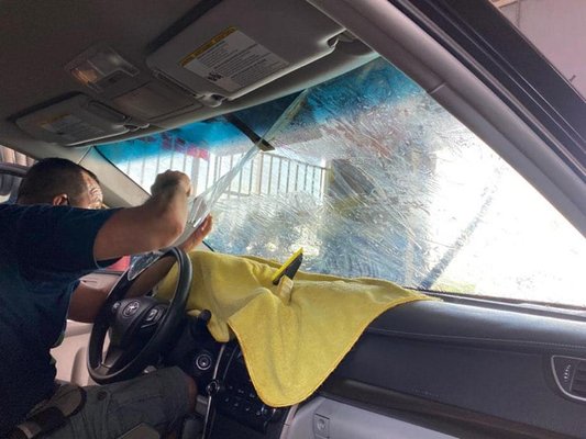 Windshield Tint - Call us for all your car window tint needs!