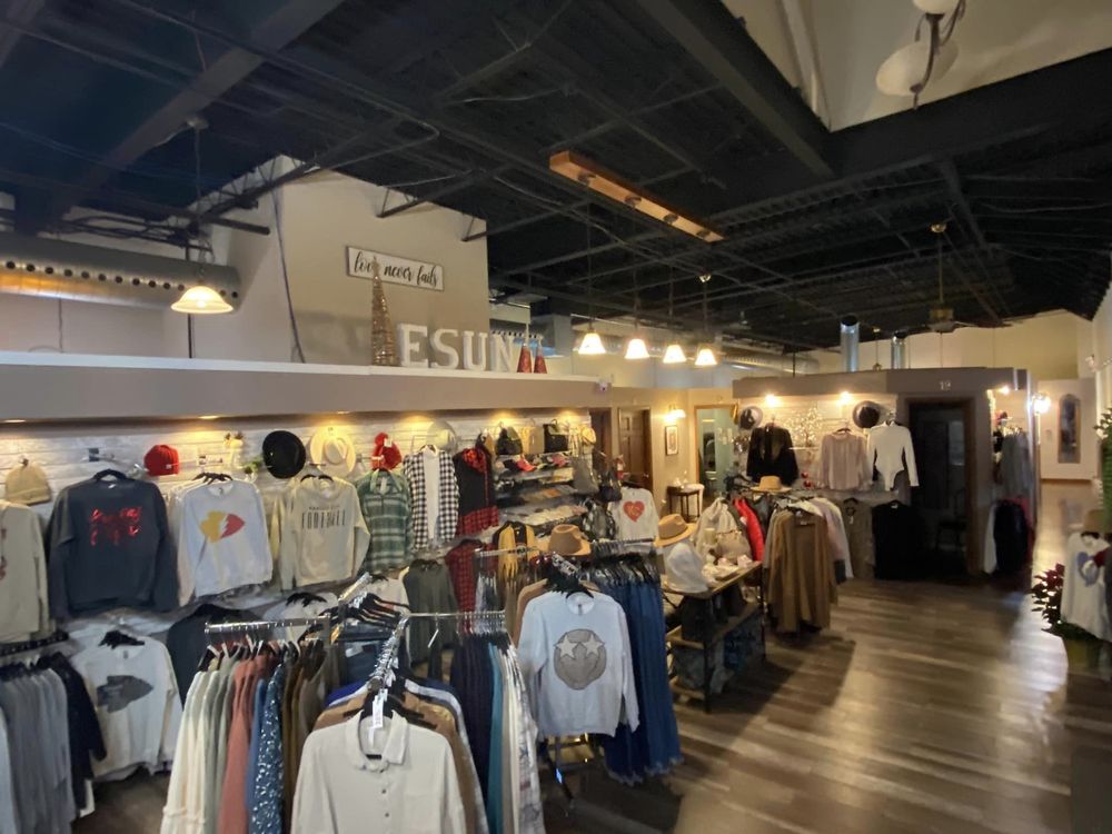 ELECTRIC SUN TANNING & BOUTIQUE GARDNER Updated October 2024 33