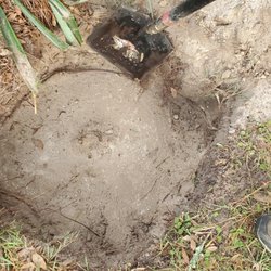 Dunnellon Septic Tank Service - pic indicating tank cover NEVER removed