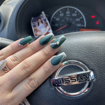 Lee Nails Bar - Nail Salons Near Me - San Antonio, Texas Lee Nails Bar - Nail Salons Near Me - San Antonio, Texas
