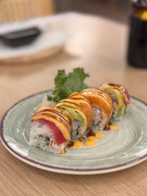 Lucky Trendy Sushi by null