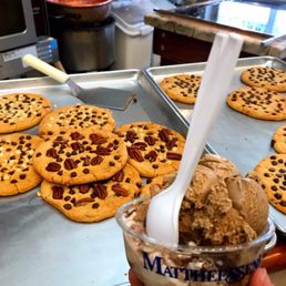 Giant Cookies