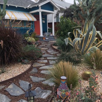 Garciagardeningservice - the front yard of a house - Landscaping Near Me Garciagardeningservice - the front yard of a house - Landscaping Near Me