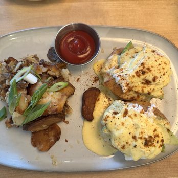 Hard Bean Brunch - yorkshire avo benny - Breakfast & Brunch Near Me - Vancouver, British Columbia