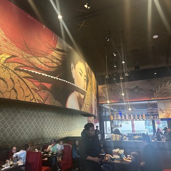 P.F. Chang's - Seating - Chinese Near Me - Broomfield, Colorado P.F. Chang's - Seating - Chinese Near Me - Broomfield, Colorado