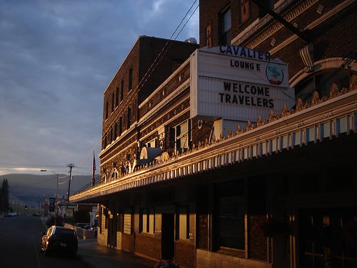 Social spots from Cavalier Lounge