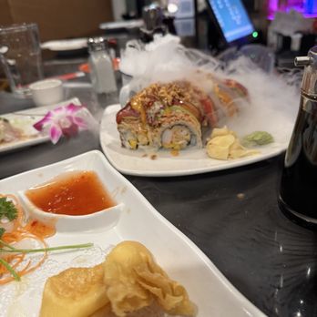 Sakura - Sushi Bars Near Me - Akron, Ohio