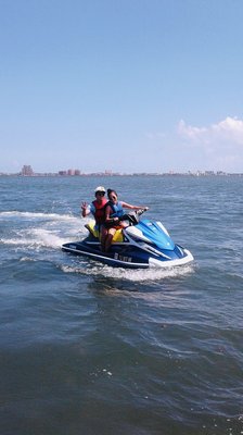 Parrot-Eyes Water Sports