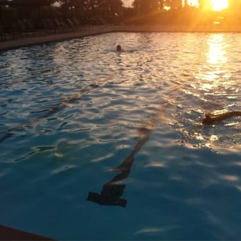 Lomas Valley Park - Swimming Pools Near Me - Irvine, California