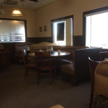 Kozy Nook - a view of a dining area - American Near Me - Harvard, Illinois