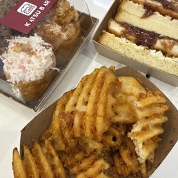 Rosemary Katsu Sando with berry Katsu sauce and Yubu Set (choose 4)