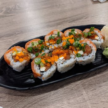 Sunshine Kitchen - Monkey roll. So good. Ran out too quickly. Just a little dab of cream cheese perfection - Ramen Near Me - Oceanside, California
