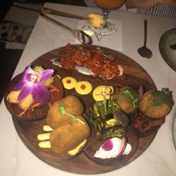 Andaaz - Vegetarian platter - Indian Near Me - Franklin Park, New Jersey