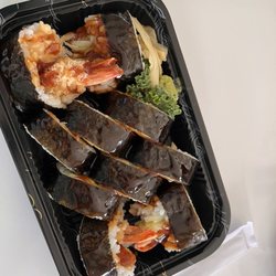 Sam's Sushi Bistro - Shrimp Tempura Roll