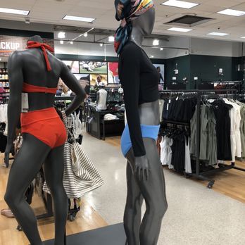 DICK'S Sporting Goods - Sports Wear Near Me - Downingtown, Pennsylvania DICK'S Sporting Goods - Sports Wear Near Me - Downingtown, Pennsylvania